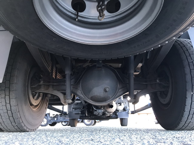 日野レンジャー平ボディ中型（4t）[写真18]