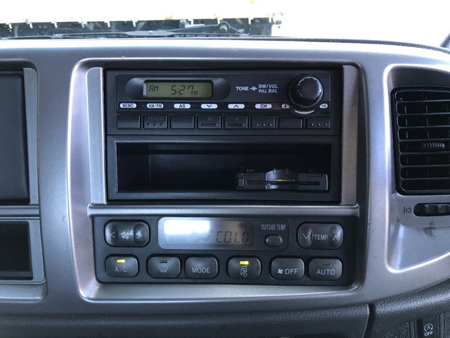 日野レンジャー平ボディ中型（4t）[写真33]