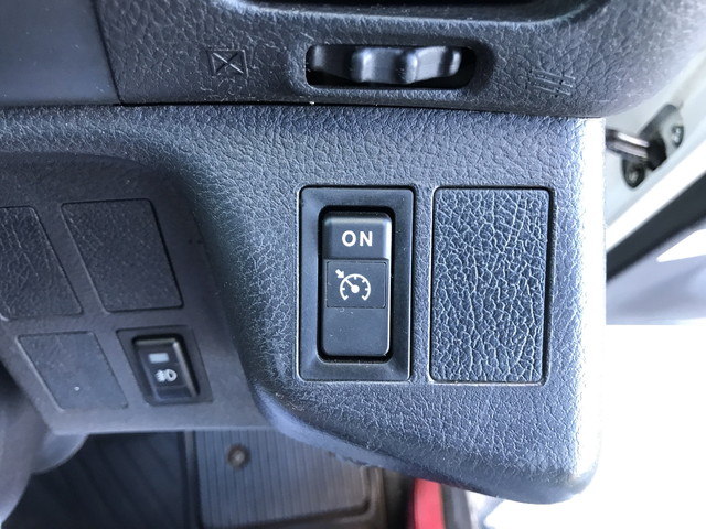 日野レンジャー平ボディ中型（4t）[写真35]