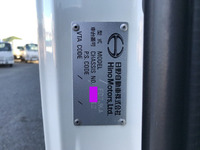 日野レンジャー平ボディ中型（4t）[写真37]