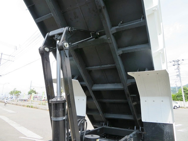 三菱ふそうファイター深ダンプ（土砂禁ダンプ）中型（4t）[写真39]