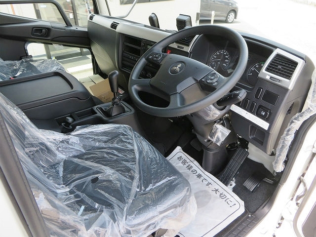 三菱ふそうファイター深ダンプ（土砂禁ダンプ）中型（4t）[写真09]