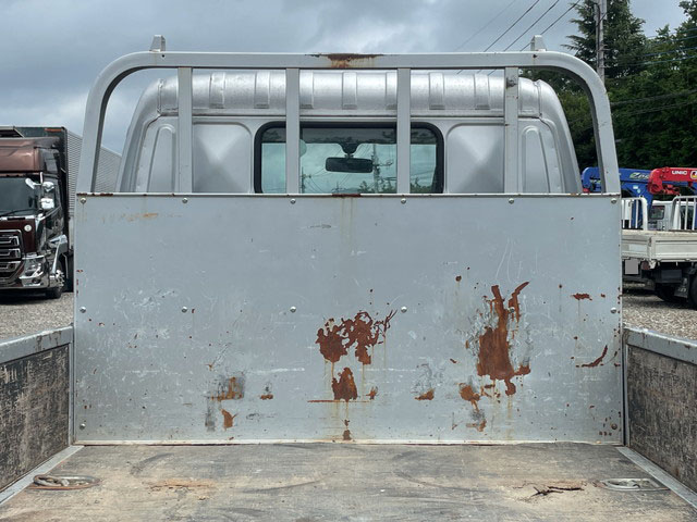 日野デュトロ平ボディ小型（2t・3t）[写真13]