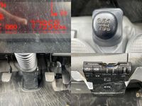 日野デュトロ平ボディ小型（2t・3t）[写真32]