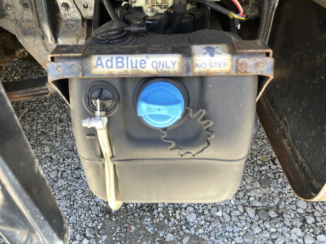 三菱ふそうキャンターアルミバン小型（2t・3t）[写真17]