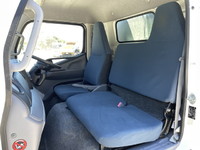 三菱ふそうキャンターアルミバン小型（2t・3t）[写真27]