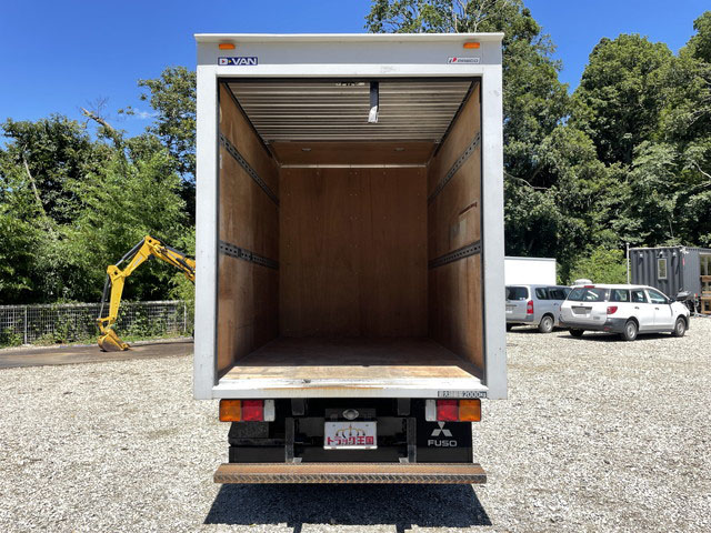 三菱ふそうキャンターアルミバン小型（2t・3t）[写真09]