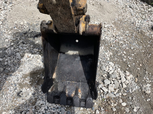 コマツミニユンボ（ミニバックホー）[写真12]