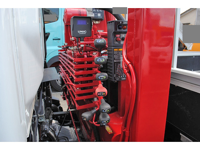 三菱ふそうキャンターセルフクレーン4段小型（2t・3t）[写真14]