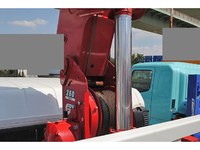 三菱ふそうキャンターセルフクレーン4段小型（2t・3t）[写真15]