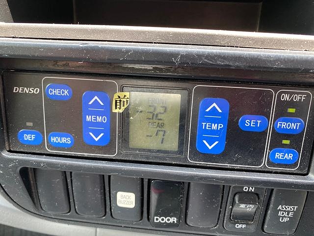 日野デュトロ冷凍車（冷蔵車）小型（2t・3t）[写真16]