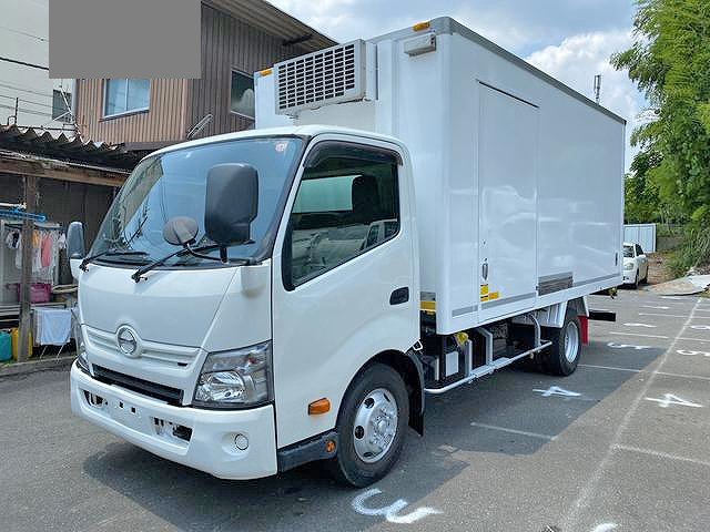 日野デュトロ冷凍車（冷蔵車）小型（2t・3t）[写真03]
