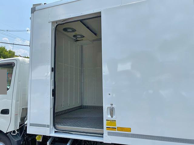 日野デュトロ冷凍車（冷蔵車）小型（2t・3t）[写真09]