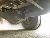 いすゞフォワードアルミウイング中型（4t）[写真16]