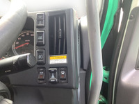 いすゞフォワードアルミウイング中型（4t）[写真26]