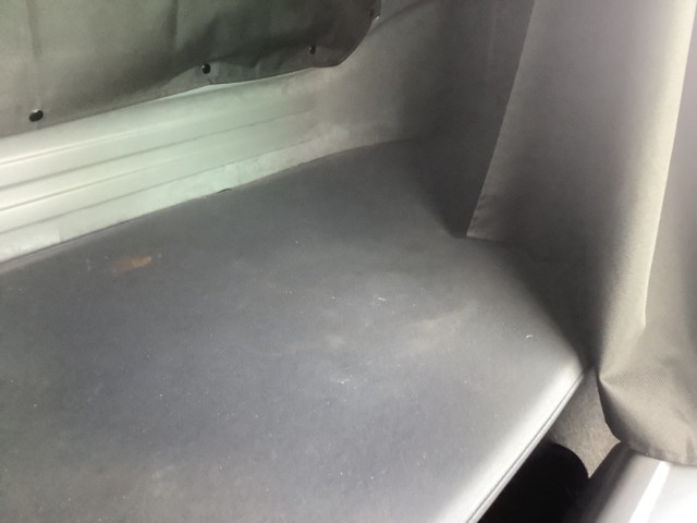 いすゞフォワードアルミウイング中型（4t）[写真23]