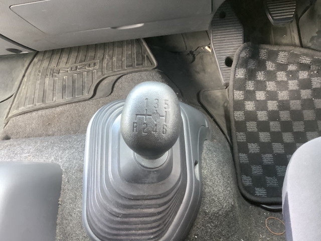 いすゞフォワードアルミウイング中型（4t）[写真26]