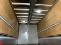 いすゞフォワードアルミウイング中型（4t）[写真07]