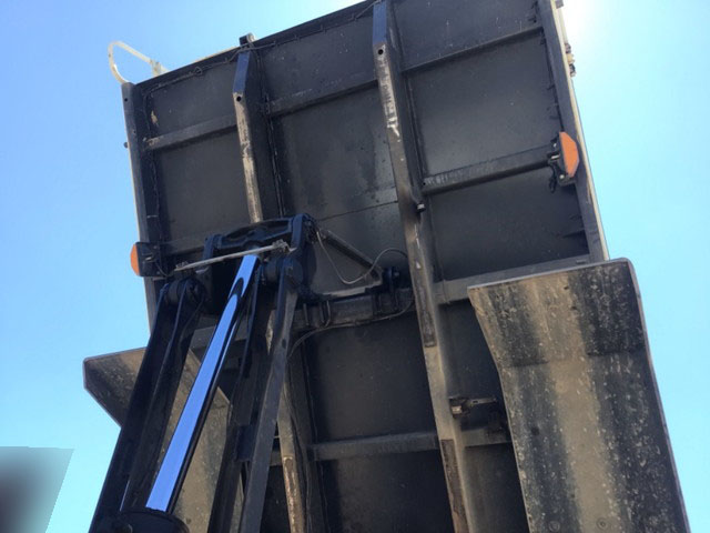 日野プロフィアダンプ大型（10t）[写真05]