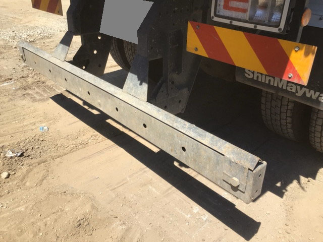 日野プロフィアダンプ大型（10t）[写真09]