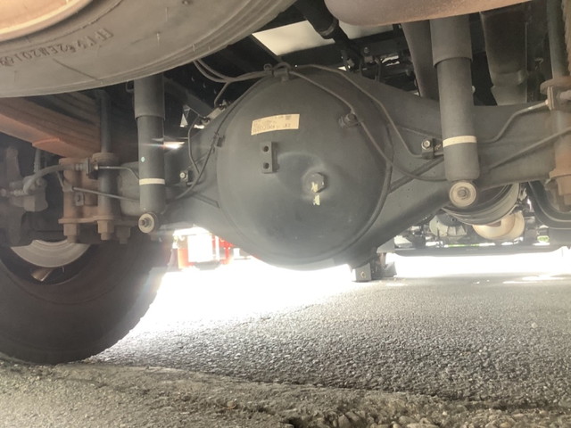 三菱ふそうキャンターアルミウイング小型（2t・3t）[写真10]