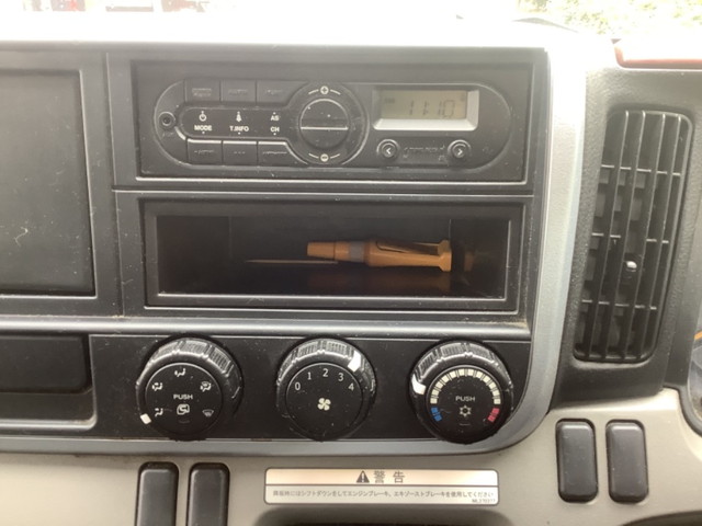 三菱ふそうキャンターアルミウイング小型（2t・3t）[写真27]