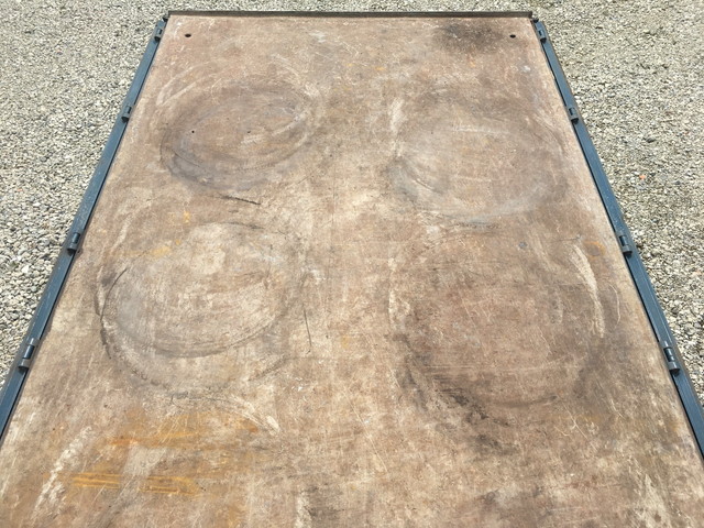 三菱ふそうキャンター平ボディ小型（2t・3t）[写真11]