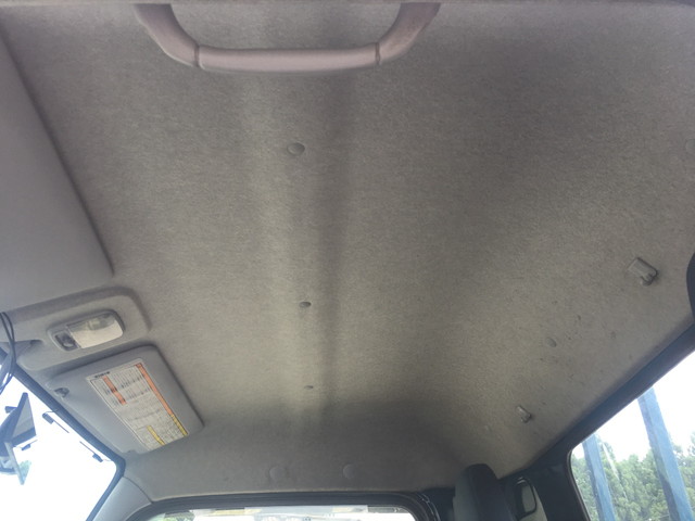 三菱ふそうキャンター平ボディ小型（2t・3t）[写真30]