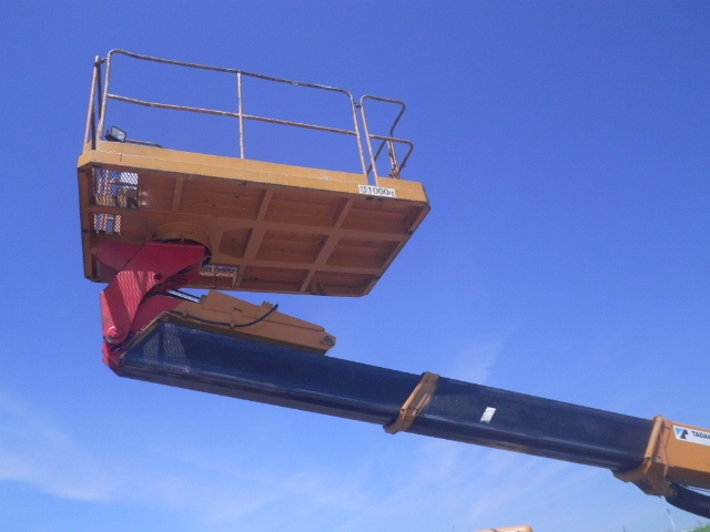 三菱ふそうキャンター高所作業車小型（2t・3t）[写真10]