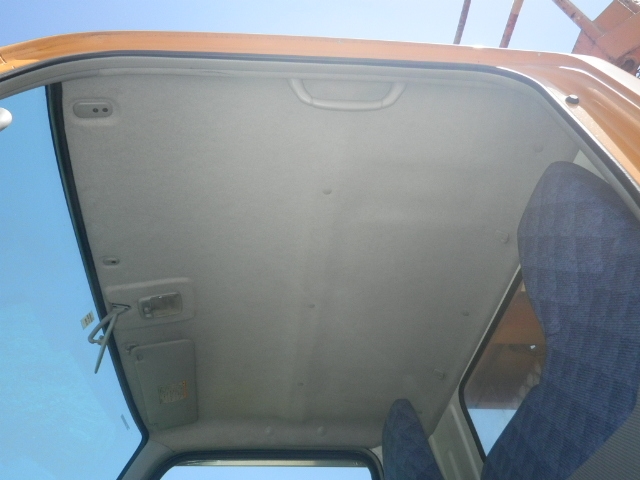 三菱ふそうキャンター高所作業車小型（2t・3t）[写真23]