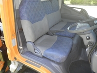 三菱ふそうキャンター高所作業車小型（2t・3t）[写真26]