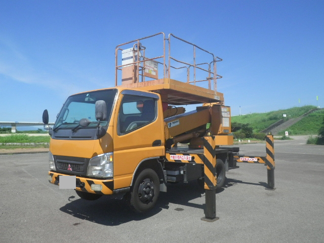 三菱ふそうキャンター高所作業車小型（2t・3t）[写真05]