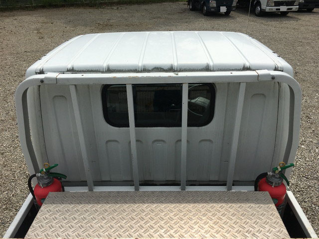 三菱ふそうキャンターガッツ平ボディ小型（2t・3t）[写真12]