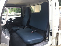 三菱ふそうキャンターガッツ平ボディ小型（2t・3t）[写真28]