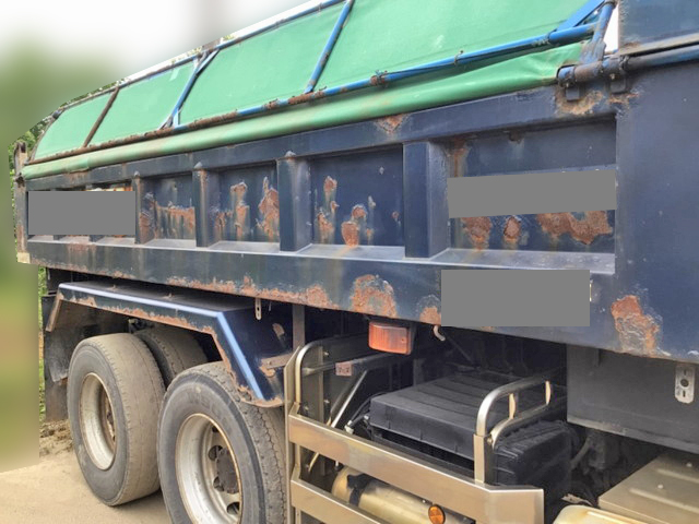 UDトラックスクオンダンプ大型（10t）[写真02]