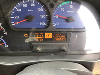 UDトラックスクオンダンプ大型（10t）[写真28]