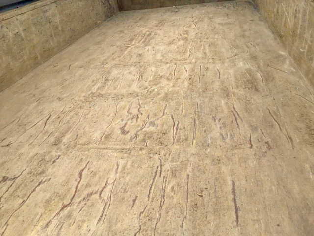 UDトラックスクオンダンプ大型（10t）[写真07]