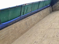 UDトラックスクオンダンプ大型（10t）[写真08]