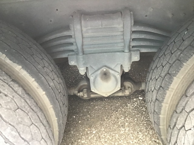 UDトラックスクオンアルミウイング大型（10t）[写真23]