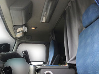 UDトラックスクオンアルミウイング大型（10t）[写真26]