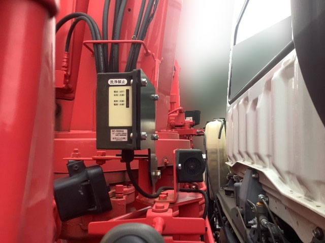 三菱ふそうスーパーグレートセルフクレーン4段大型（10t）[写真11]