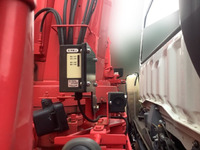 三菱ふそうスーパーグレートセルフクレーン4段大型（10t）[写真11]