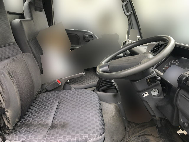 いすゞエルフ平ボディ小型（2t・3t）[写真17]