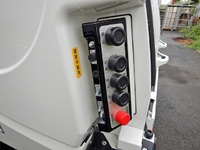 日野デュトロパッカー車（塵芥車）小型（2t・3t）[写真13]