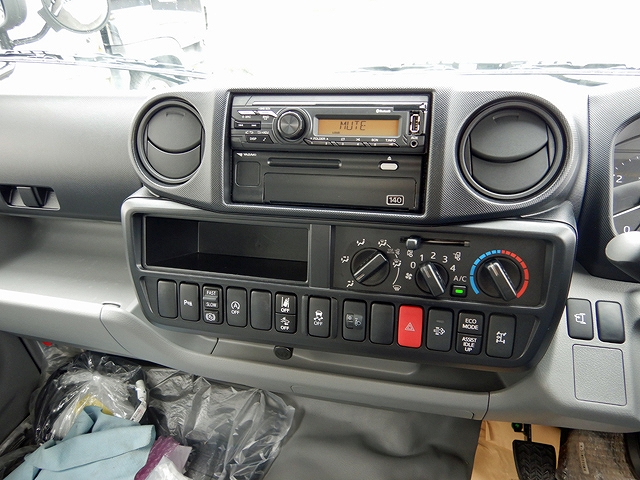 日野デュトロパッカー車（塵芥車）小型（2t・3t）[写真27]