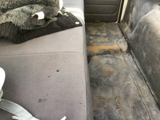 マツダタイタンダブルキャブ（Wキャブ）小型（2t・3t）[写真15]