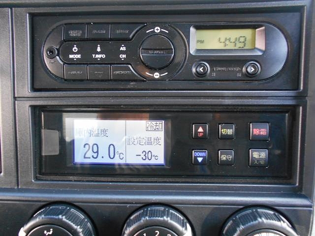 三菱ふそうキャンター冷凍車（冷蔵車）小型（2t・3t）[写真34]