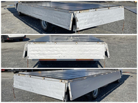 いすゞエルフアルミブロック小型（2t・3t）[写真11]