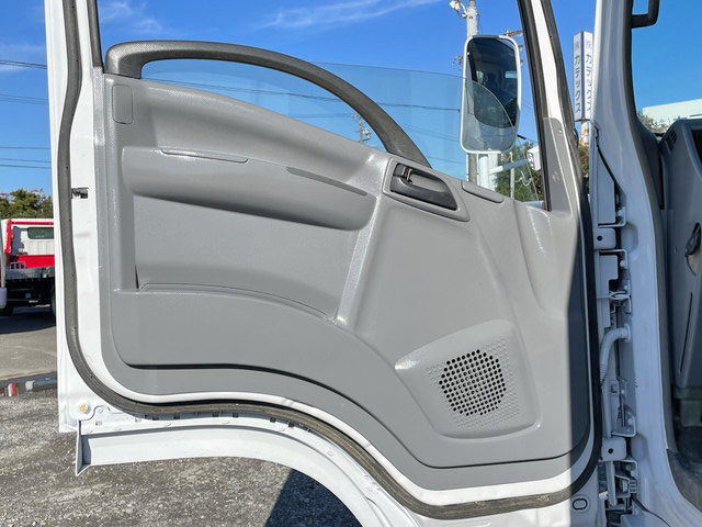 いすゞエルフアルミブロック小型（2t・3t）[写真25]