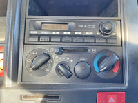 いすゞエルフアルミブロック小型（2t・3t）[写真34]